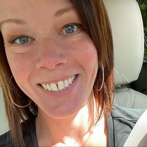 Meet your Posher, Sabrina